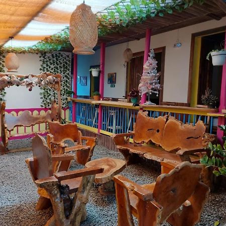 Hostal Casa Madrigal Hotel Filandia Eksteriør billede