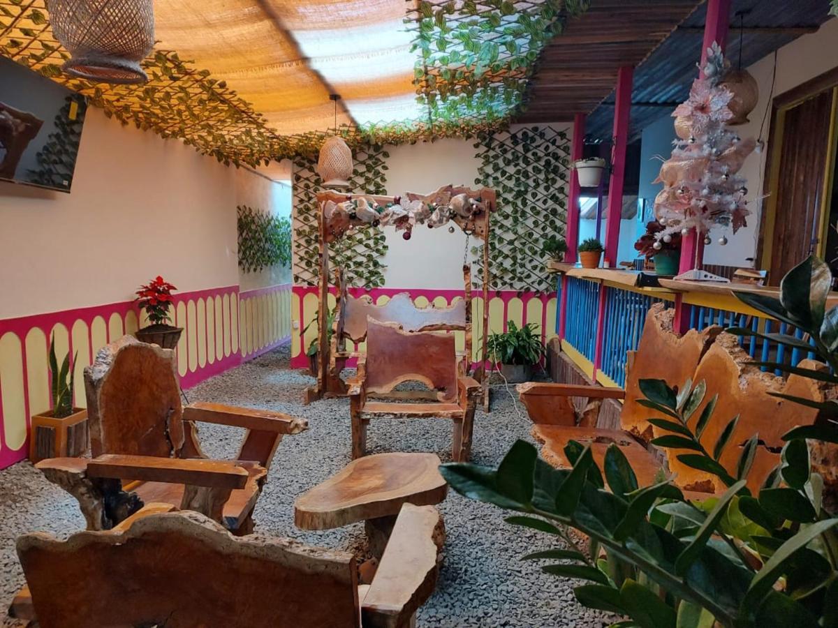 Hostal Casa Madrigal Hotel Filandia Eksteriør billede