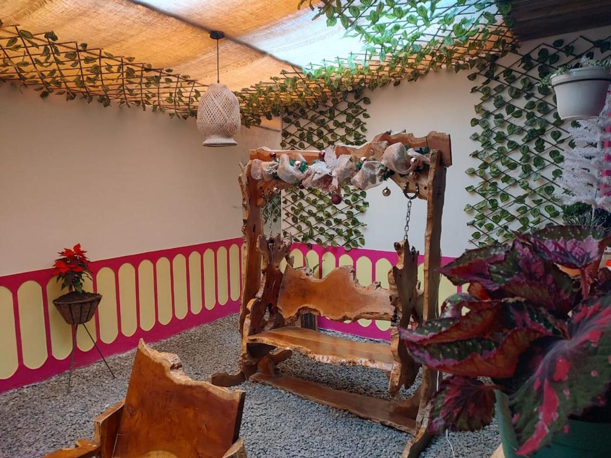 Hostal Casa Madrigal Hotel Filandia Eksteriør billede