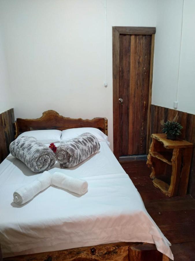 Hostal Casa Madrigal Hotel Filandia Eksteriør billede